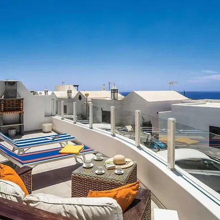 Puerto Del Carmen Sleeps 6 Air Con Wifi Пуэрто дель Кармен